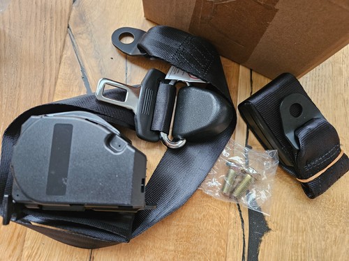 Universal point inertia seat - 3,